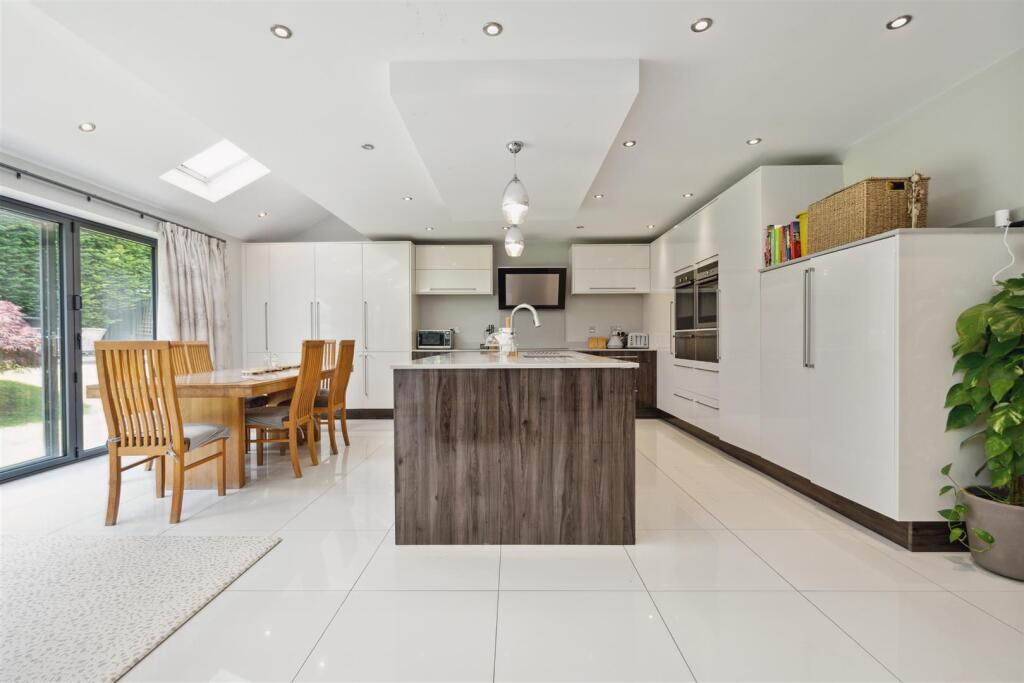 Additional image 5 of Oakley Wood Drive, Solihull