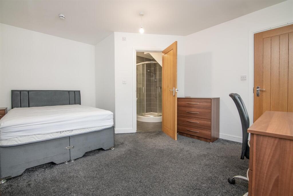 Additional image 12 of Farm Close, Solihull