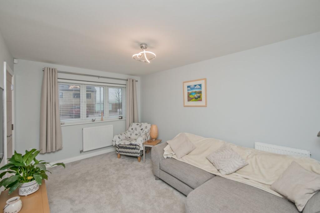 Additional image 3 of Thornton Hills Close, Denholme, Bradford, BD13