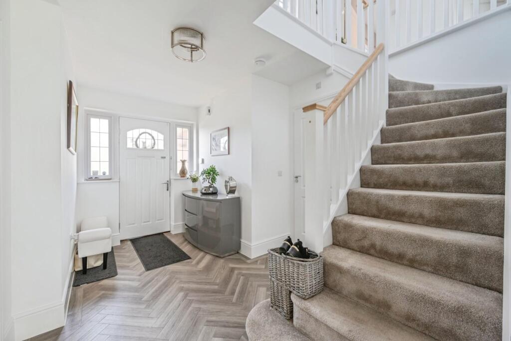 Additional image 24 of Rangemoor Crescent, Amington, Tamworth