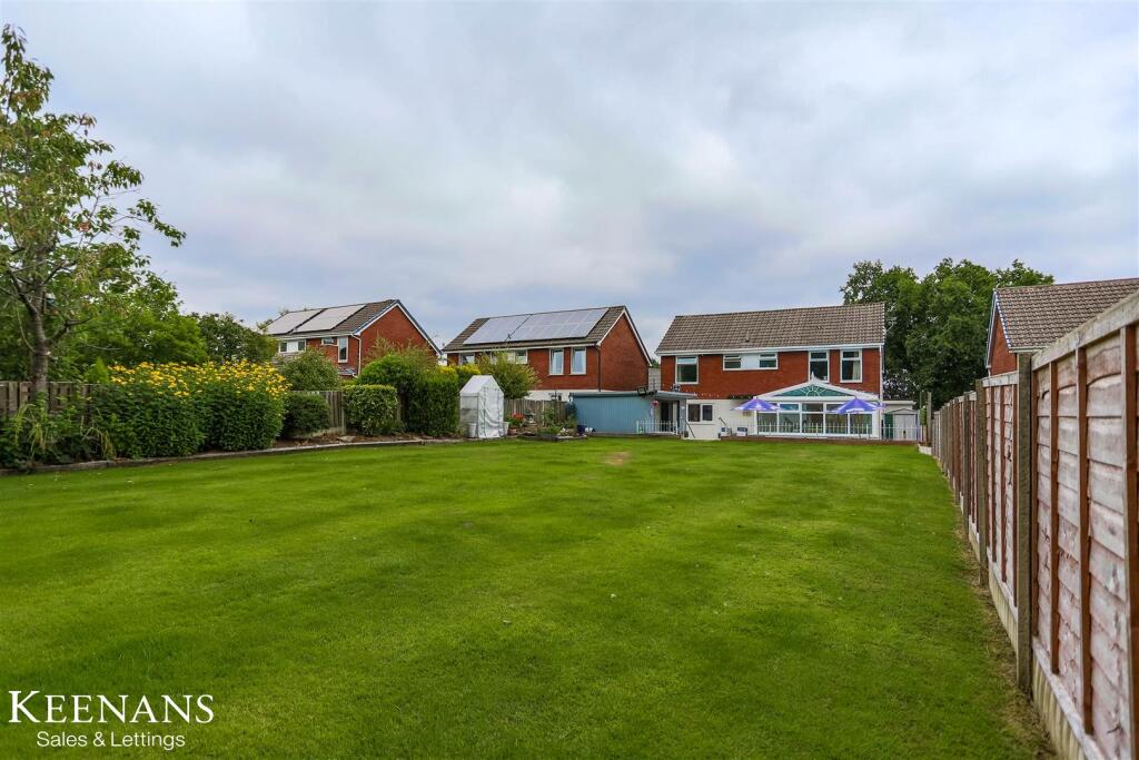 Additional image 37 of Helvellyn Drive, Burnley