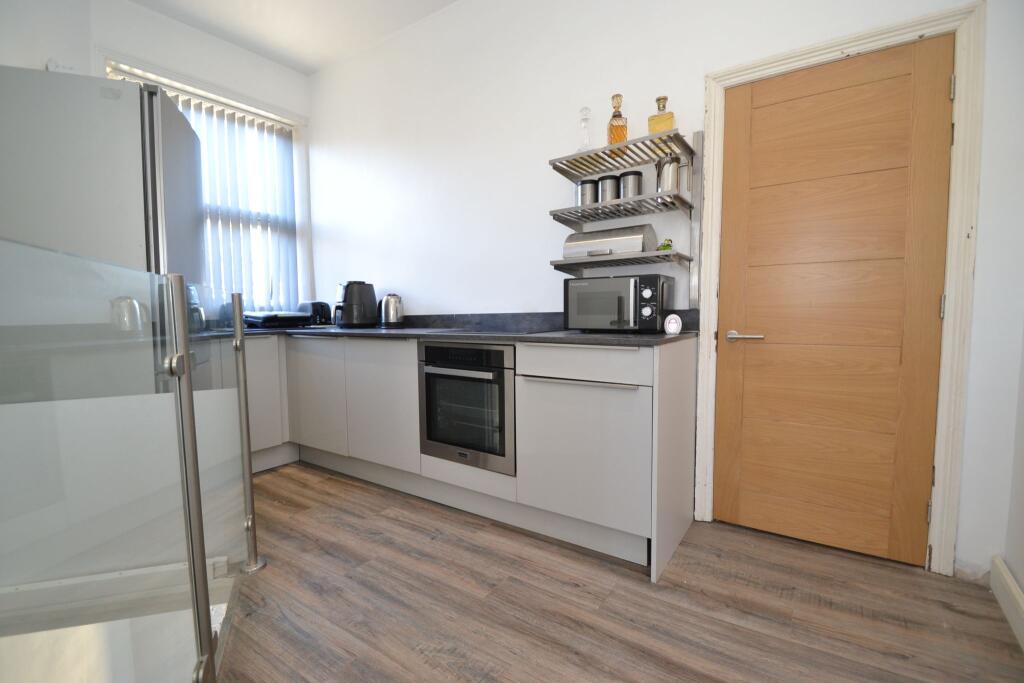 Additional image 26 of Leeds Road, Idle,