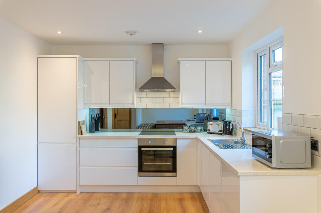 Additional image 9 of Sand Street