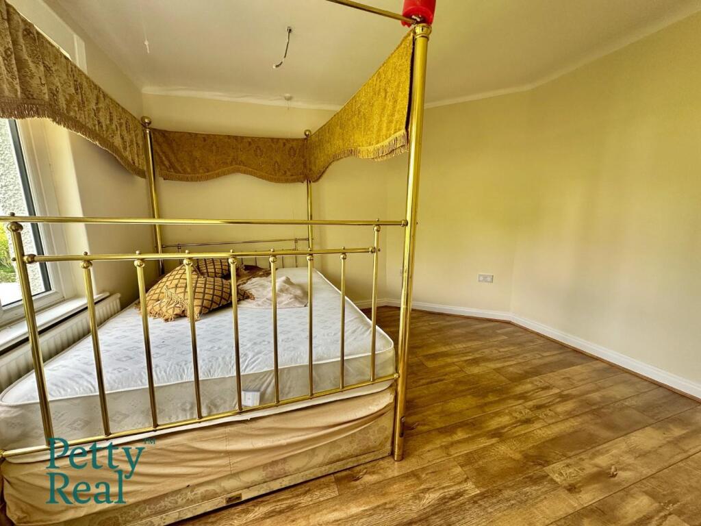 Additional image 12 of Wheatley Lane Road, Fence