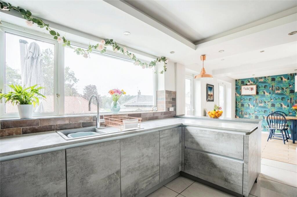 Additional image 10 of Essex Avenue, Burnley, Lancashire, BB12