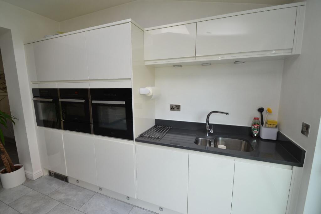 Additional image 13 of Javelin Close, Idle,