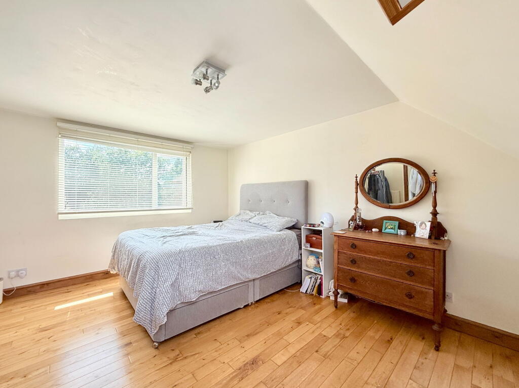 Additional image 15 of Headley Rise, Shirley