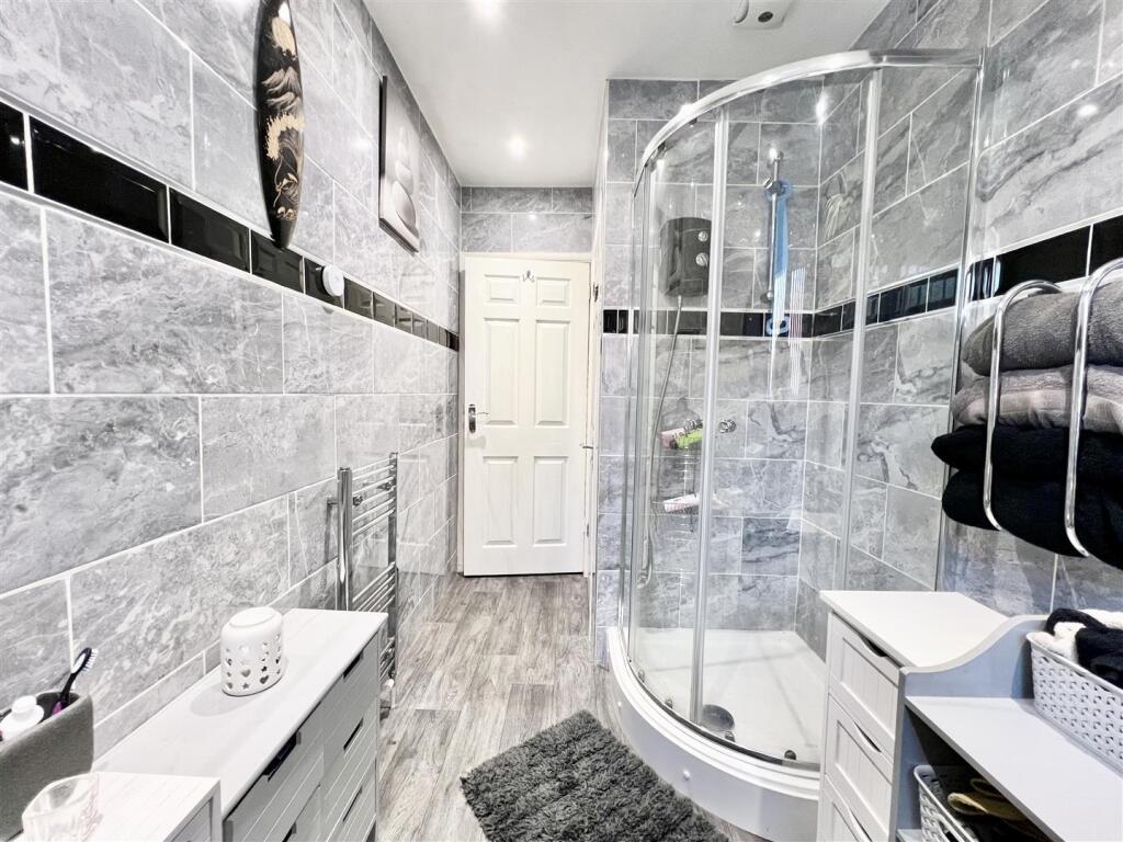 Additional image 19 of Castle Close, Cradley Heath