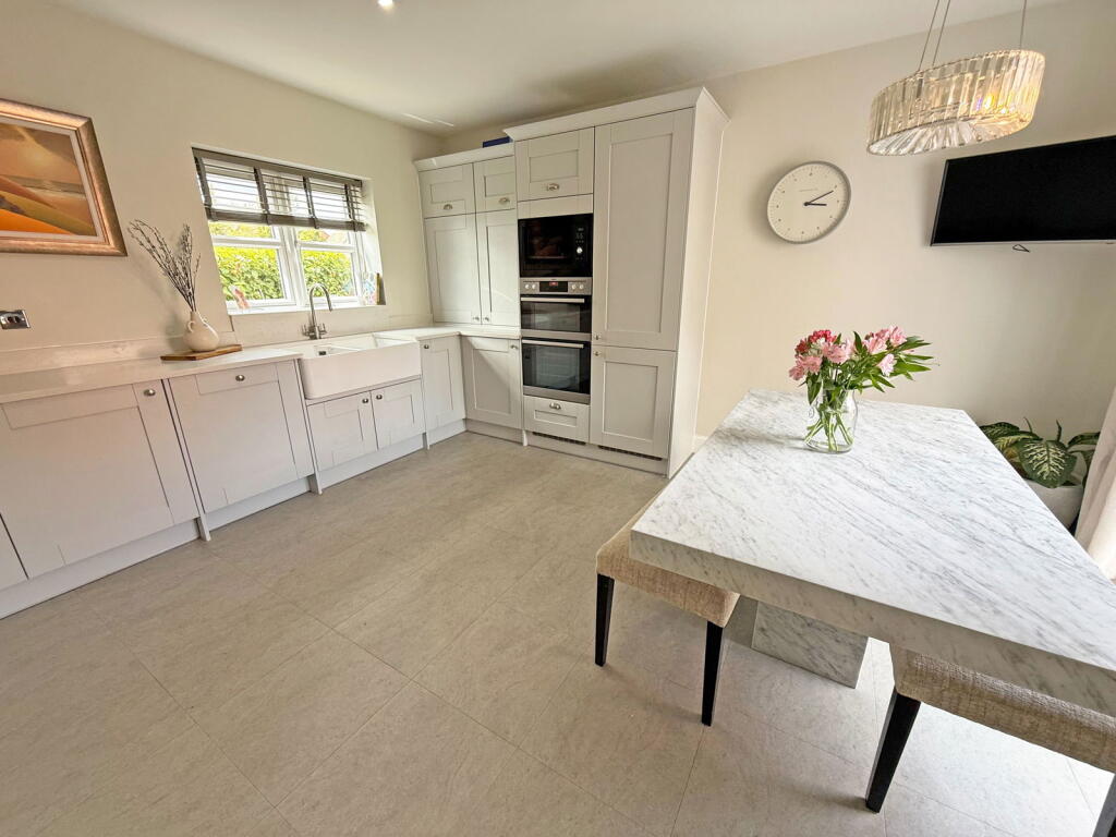 Additional image 30 of Hastings Close, Wythall, B47 6AW