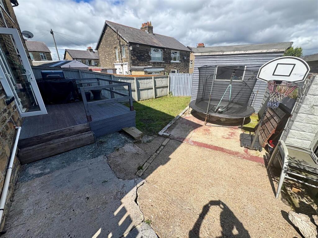 Additional image 17 of Fieldway, Clayton, Bradford
