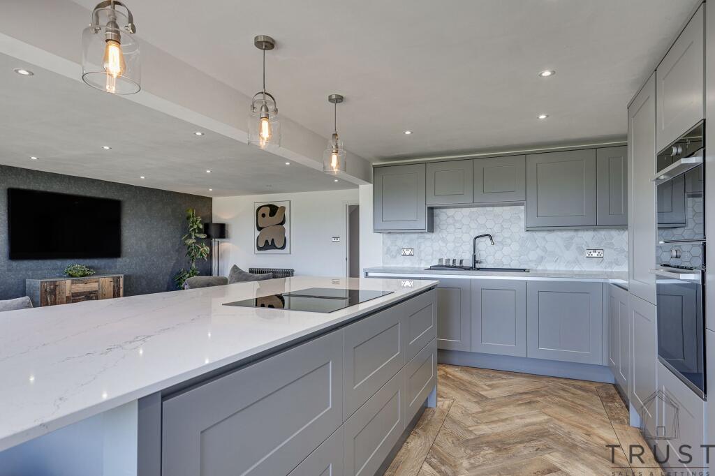 Additional image 10 of Wakefield Road, Drighlington, BD11