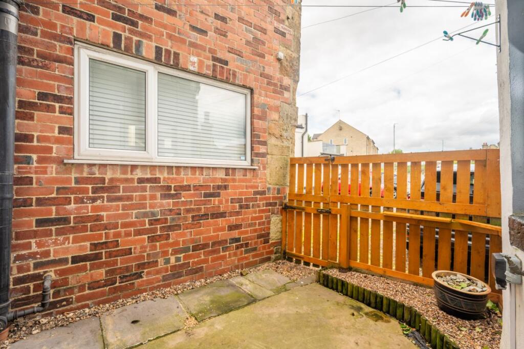 Additional image 17 of Whitehall Road, Drighlington