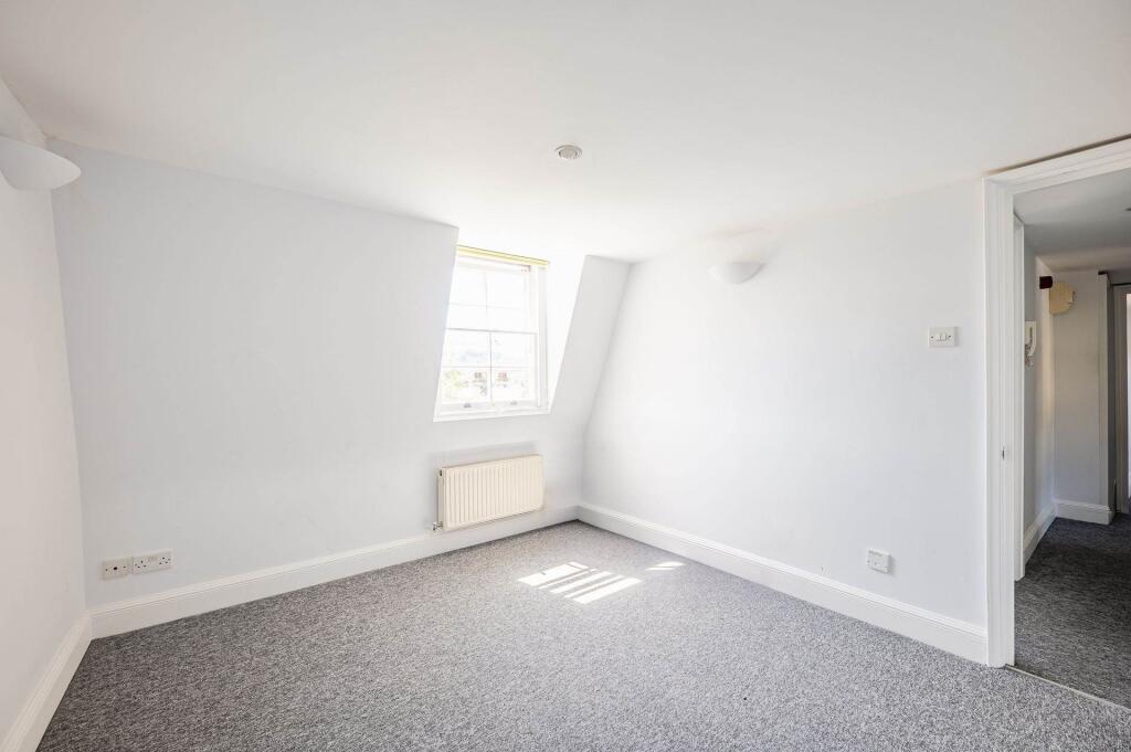 Additional image 5 of Walcot Parade