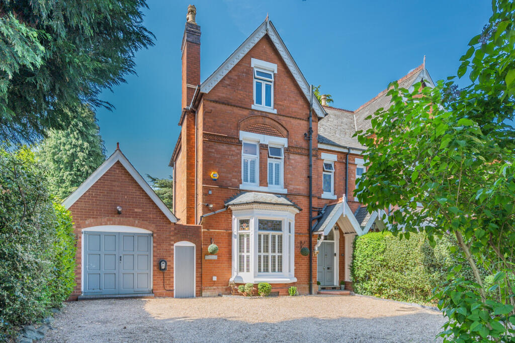 St. Bernards Road, Solihull, B92 7AU