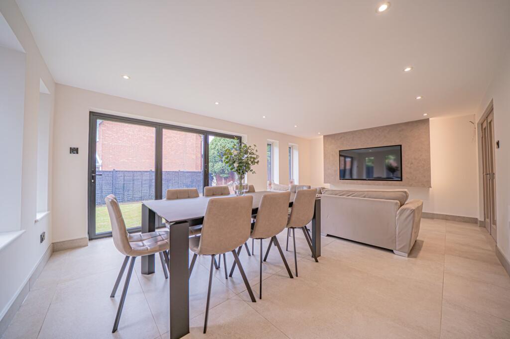 Additional image 2 of Denby Croft, Shirley, B90