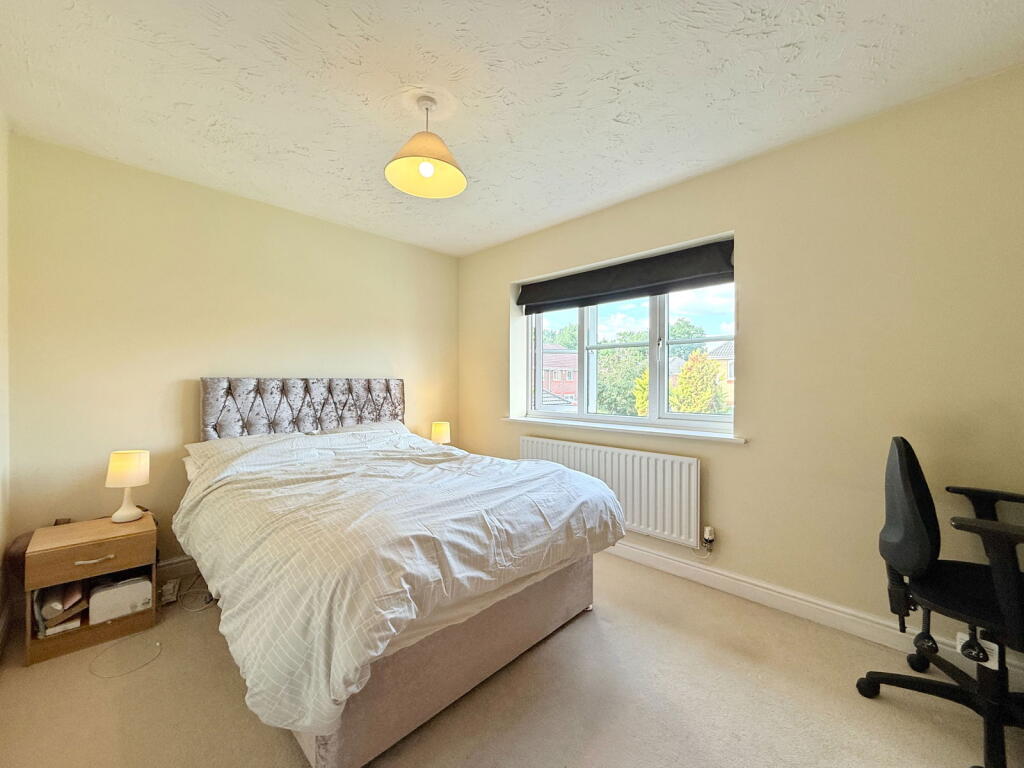 Additional image 8 of Finmere Way, Shirley