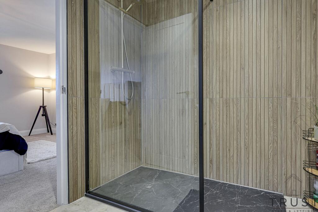 Additional image 35 of Wakefield Road, Drighlington, BD11