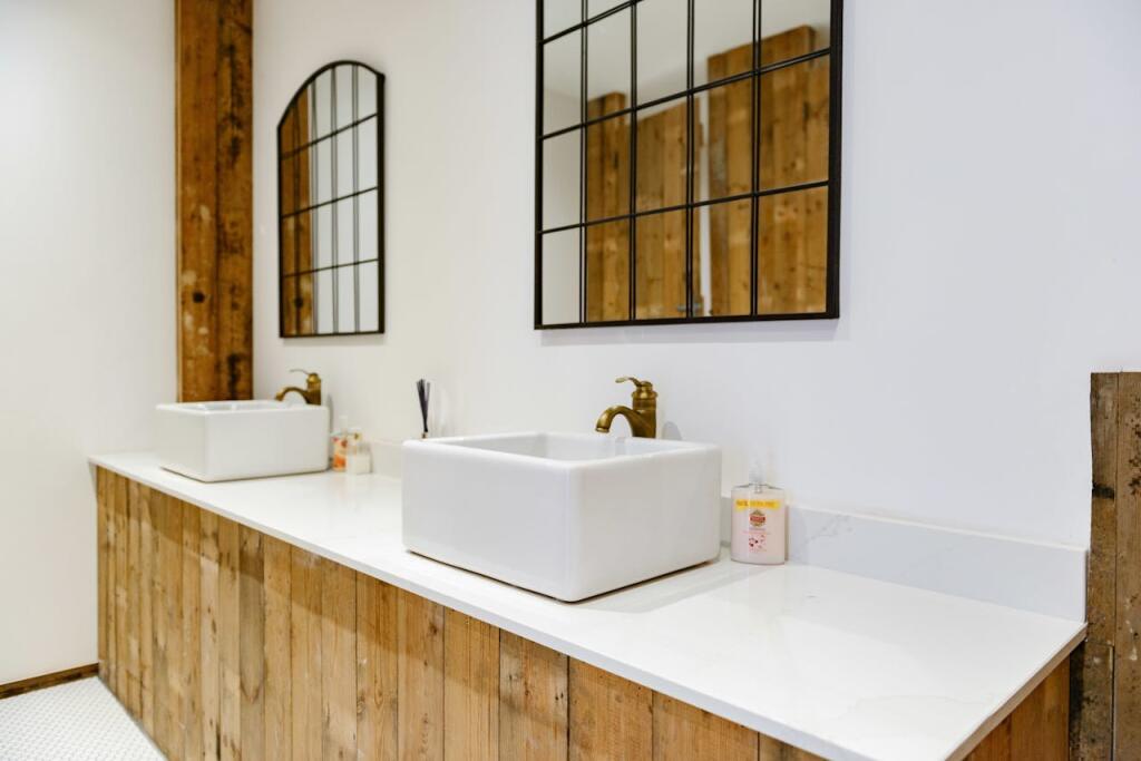 Additional image 11 of Suite CS4 The Cowshed, Wawensmere Road, Wootton Wawen, Henley-In-Arden, B95 6BP