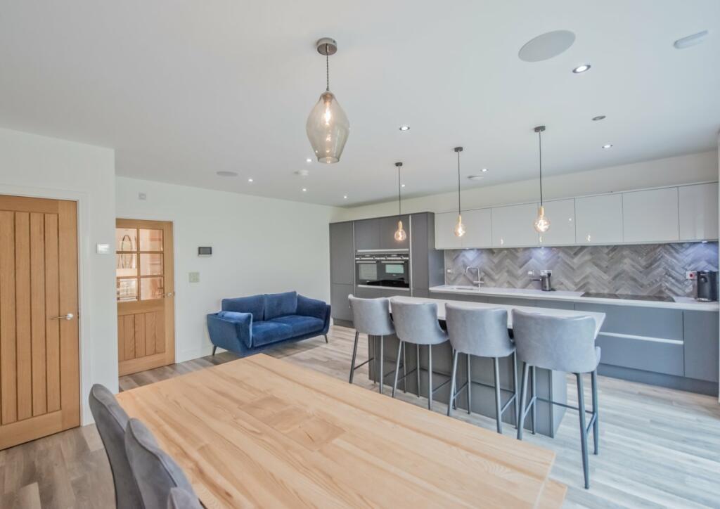 Additional image 5 of Oakroyd View, Birkenshaw, Bradford, West Yorkshire, BD11