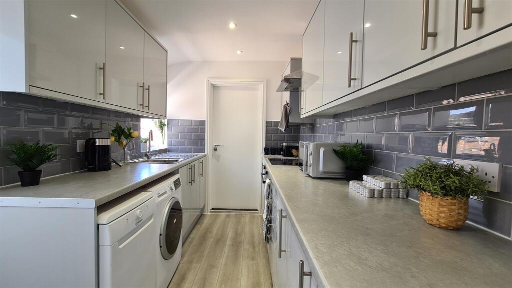 Additional image 4 of Rood End Road, Oldbury