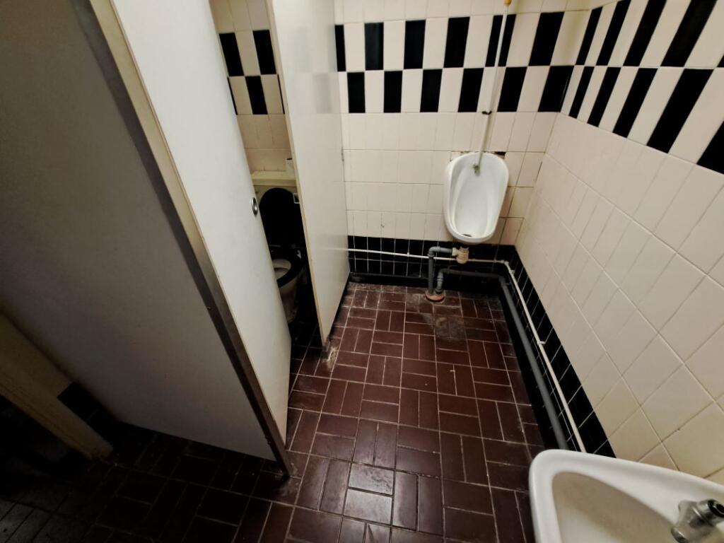 Additional image 22 of 24 Broad Street, Oldbury, West Midlands, B69 4SF