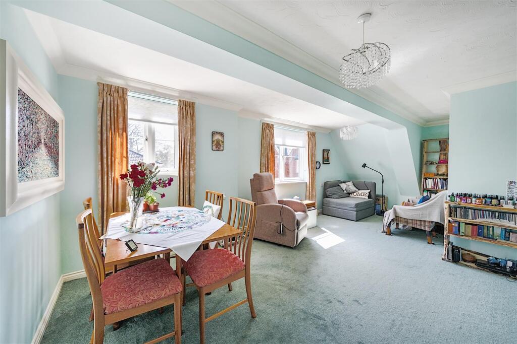 Additional image 2 of Canvendish Lodge, Glastonbury