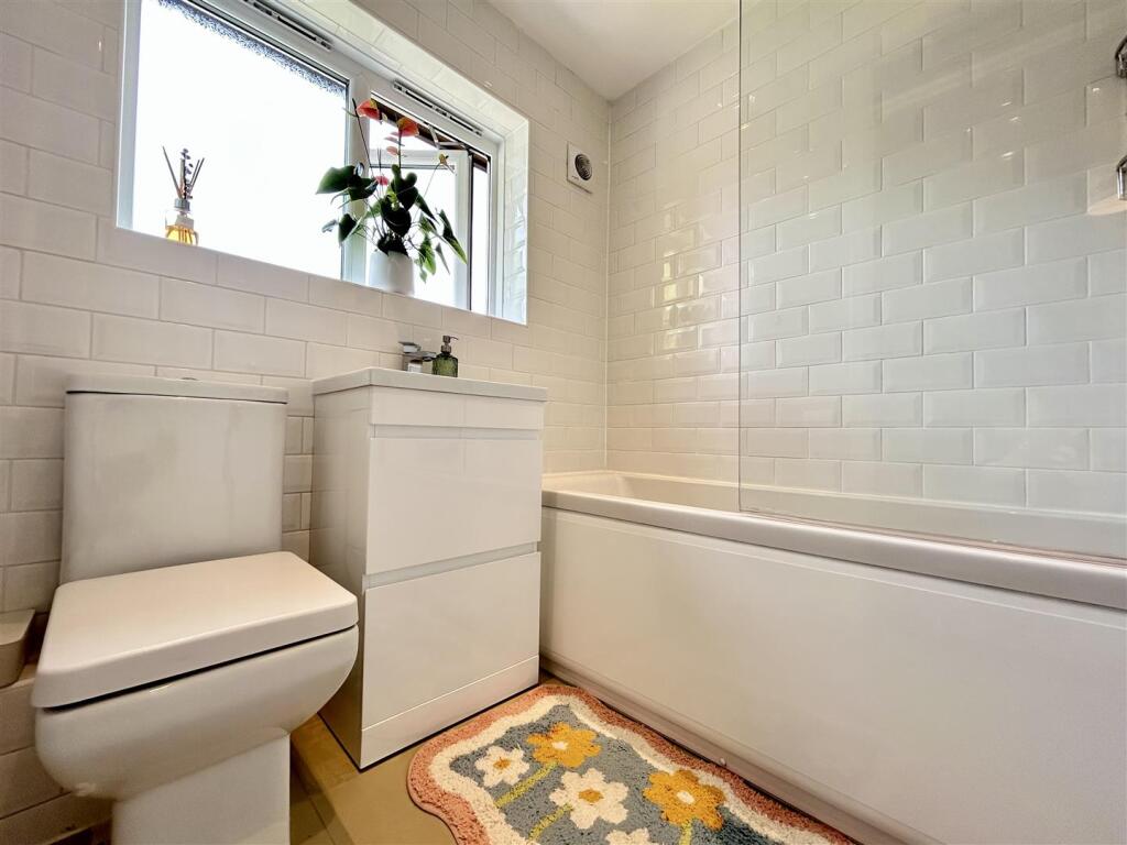 Additional image 17 of Hamilton Avenue, Halesowen