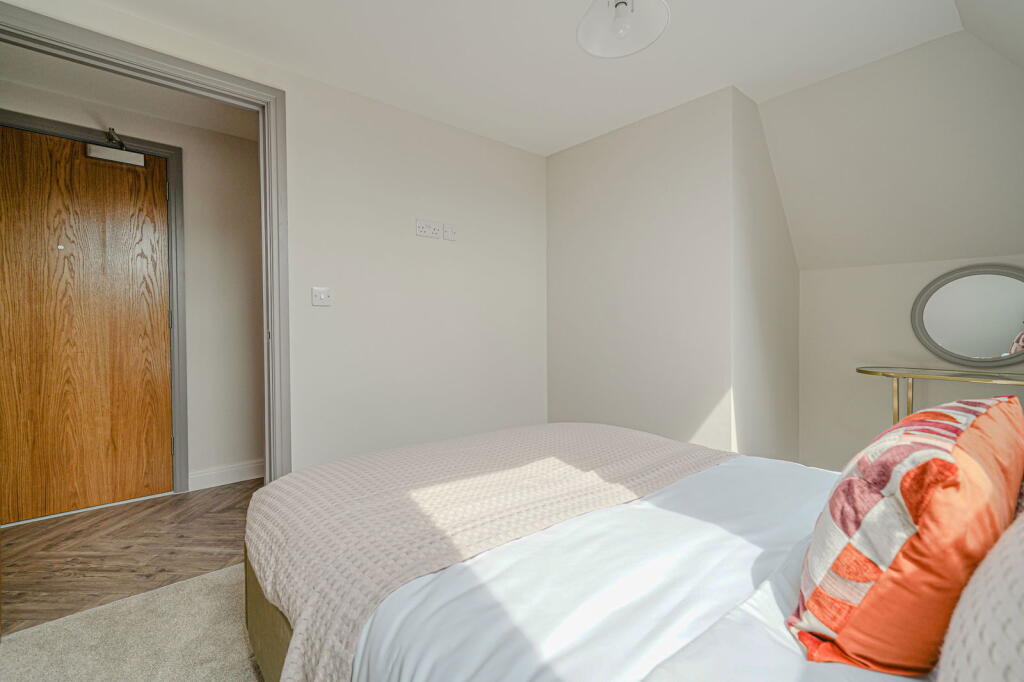 Additional image 11 of Oak Tree Place