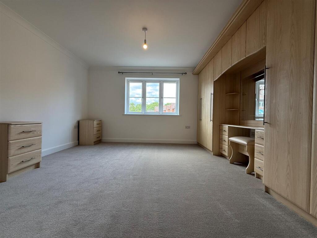 Additional image 10 of Newbury Close, Halesowen