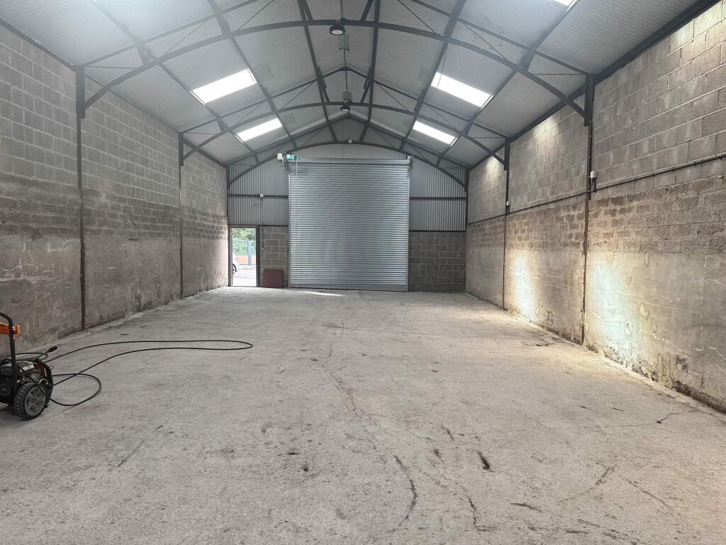 Additional image 3 of East Woodlands Farm, East Woodlands, Frome, Somerset, BA11