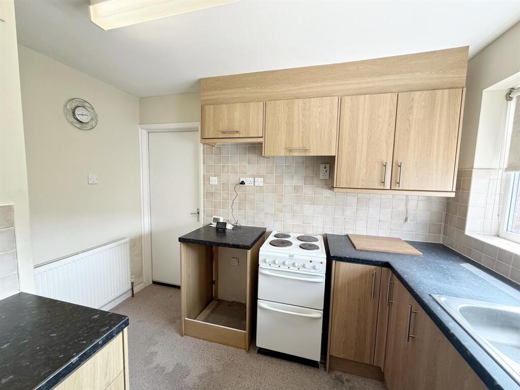 Additional image 7 of Walcot Close, Four Oaks, Sutton Coldfield