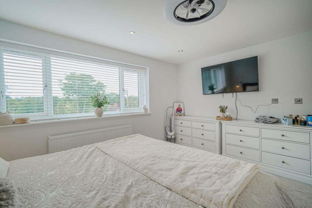 Additional image 26 of Peterbrook Road, Shirley