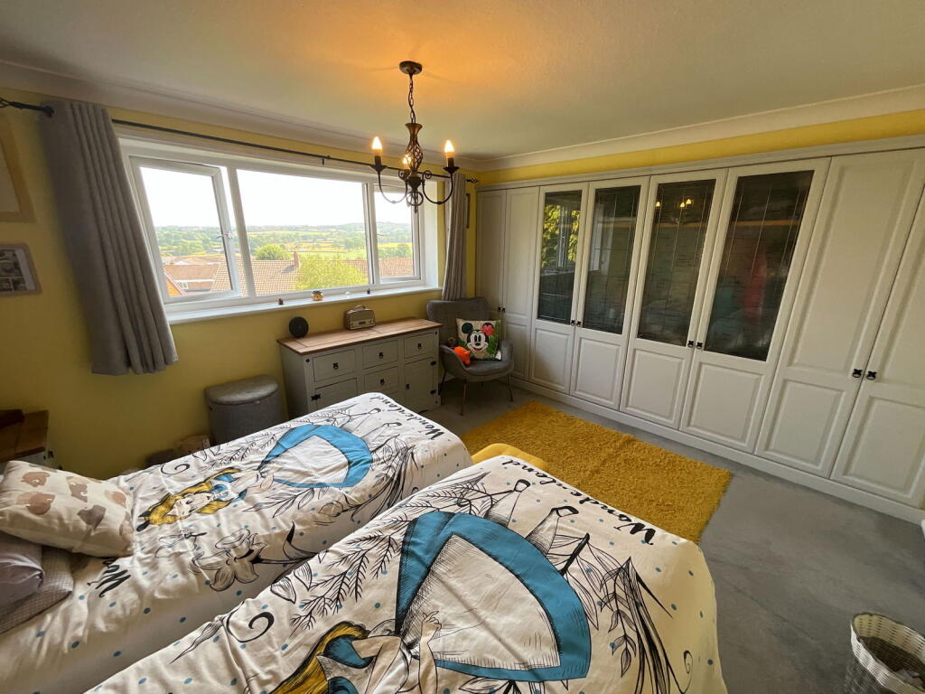 Additional image 11 of HALESOWEN, Oak Court