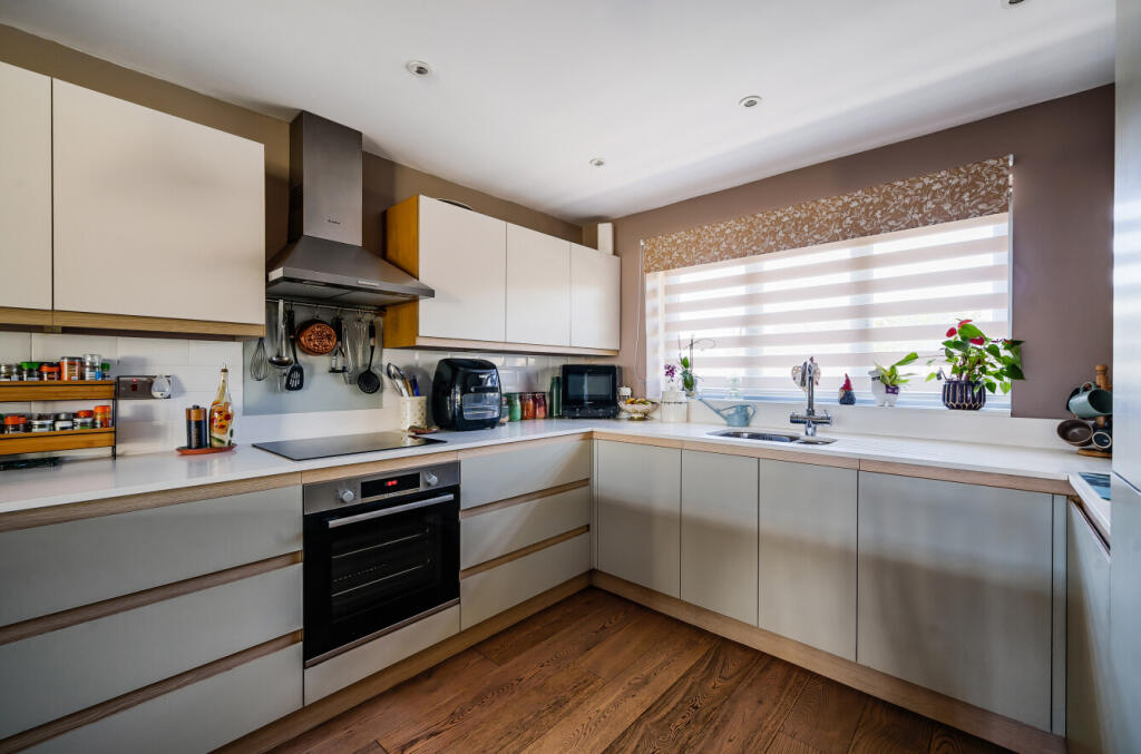 Additional image 7 of Rudge, Rudge, BA11