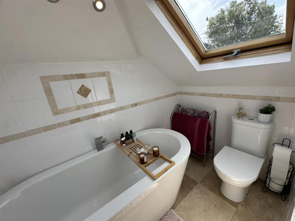 Additional image 31 of Moor View Drive, Bingley