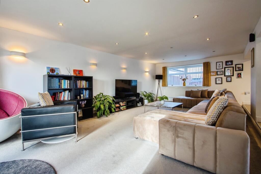 Additional image 6 of Bradford Road, Drighlington, Bradford