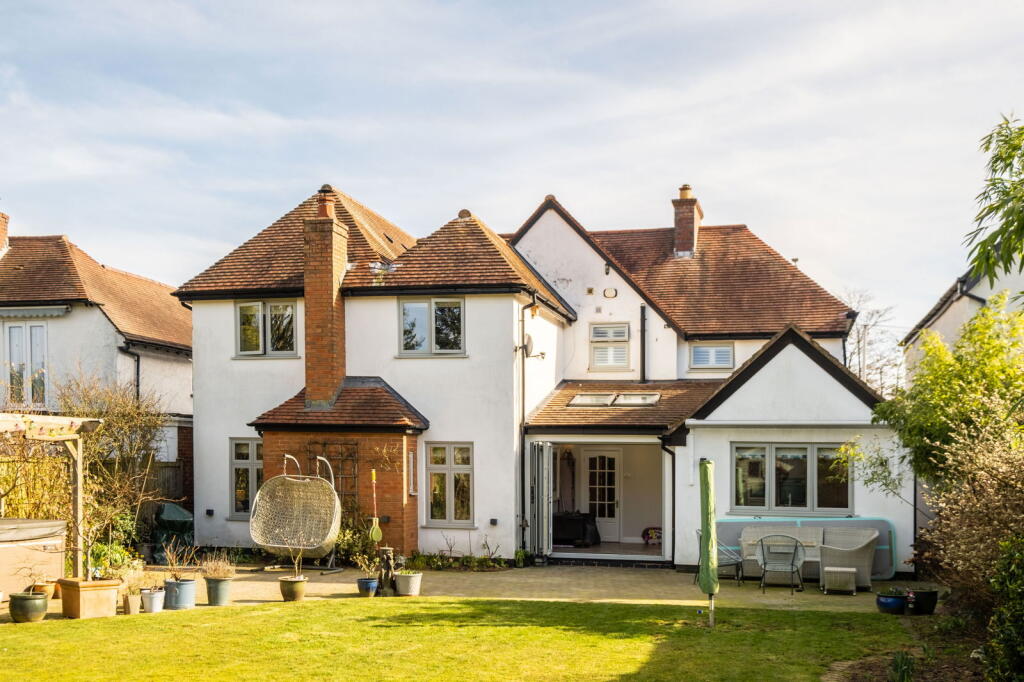 Chester Road, Streetly, Sutton Coldfield, B74 3EB