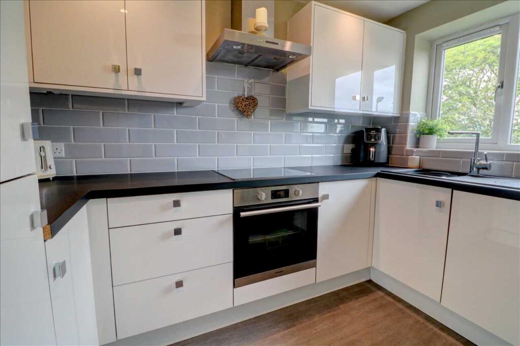 Additional image 4 of Lawnsdale Close, Coleshill