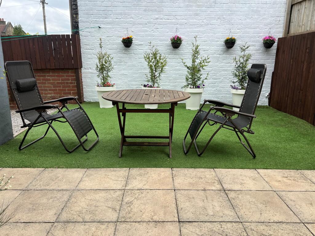 Additional image 15 of Bradford Road, Drighlington, Bradford