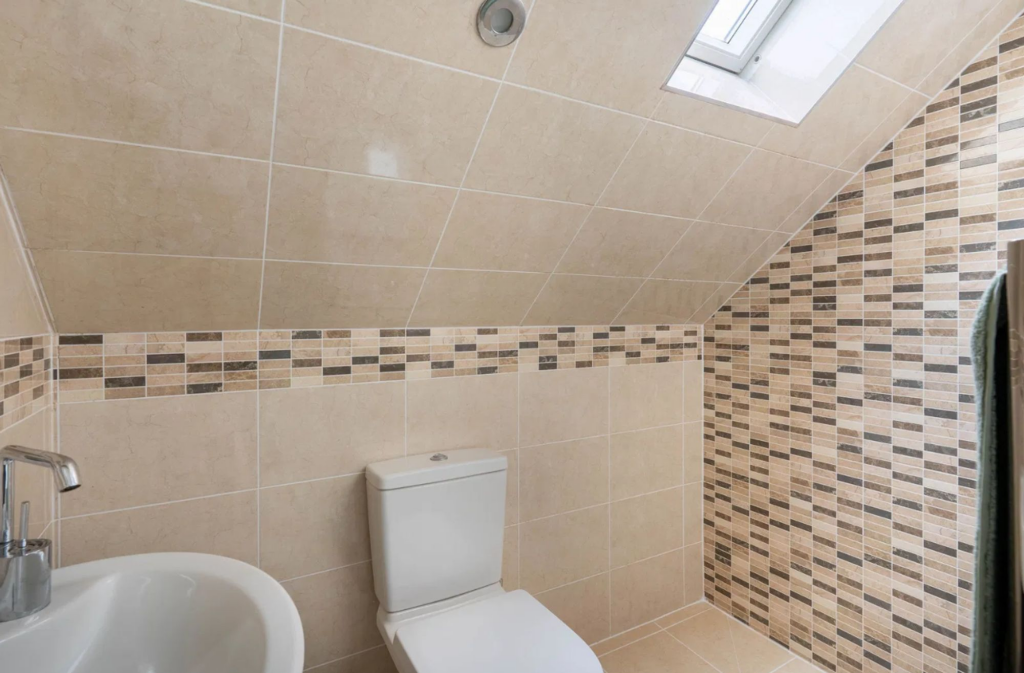 Additional image 16 of Dale Hill, Blackwell, B60