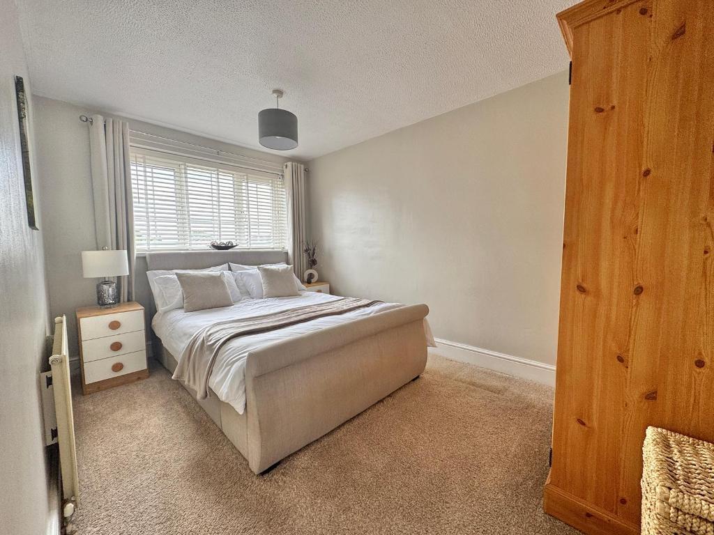 Additional image 9 of Burghley Drive, West Bromwich, West Midlands, B71 3LX