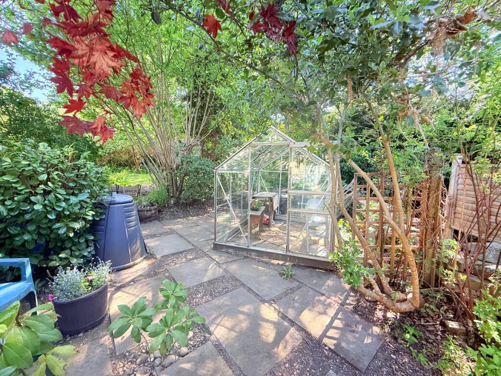 Additional image 15 of Nab Wood Crescent, Shipley, BD18