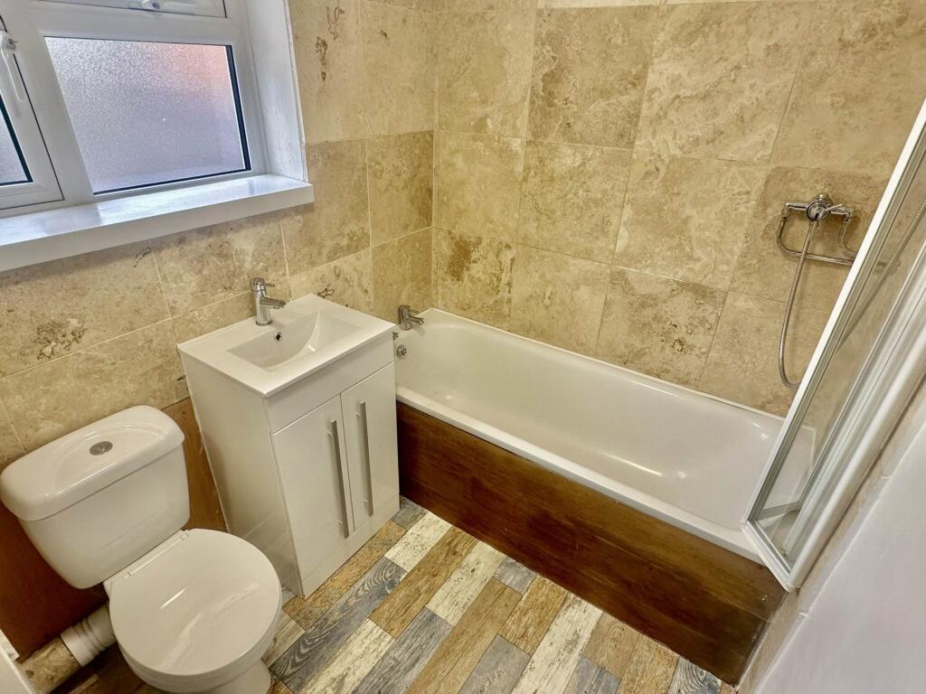 Additional image 6 of Copheap Rise, Warminster