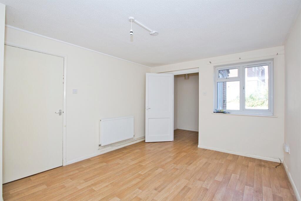 Additional image 15 of Cavalier Walk, Yeovil