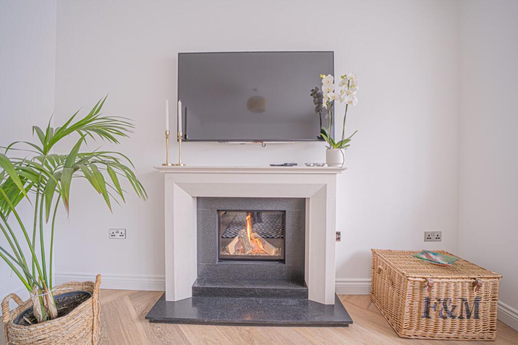 Additional image 12 of Besbury Close, Dorridge, B93