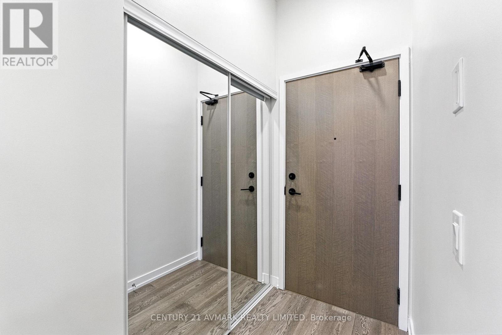 305 - 34 TUBMAN AVENUE|Toronto (Regent Park), Ontario M5A0R2