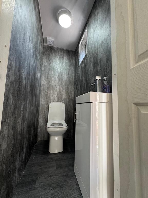 Additional image 6 of Warley Road, Oldbury , Birmingham , West Midlands, B68 9SY