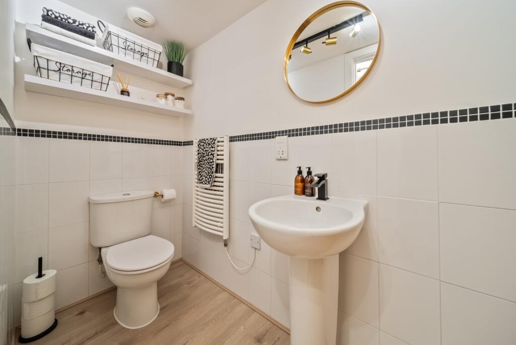 Additional image 11 of Meadow Road, Apperley Bridge, Bradford, West Yorkshire, BD10