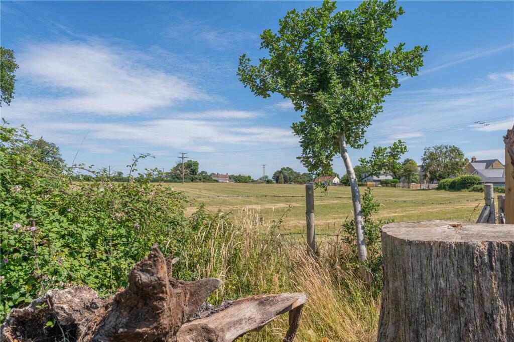 Additional image 34 of Impressive New Home in Holcombe –  Late Summer Completion