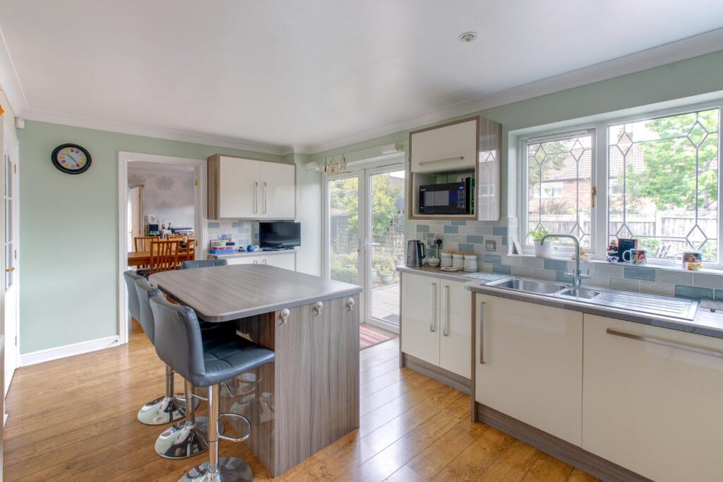 Additional image 4 of The Meadows, Catshill, Bromsgrove, Worcestershire, B61